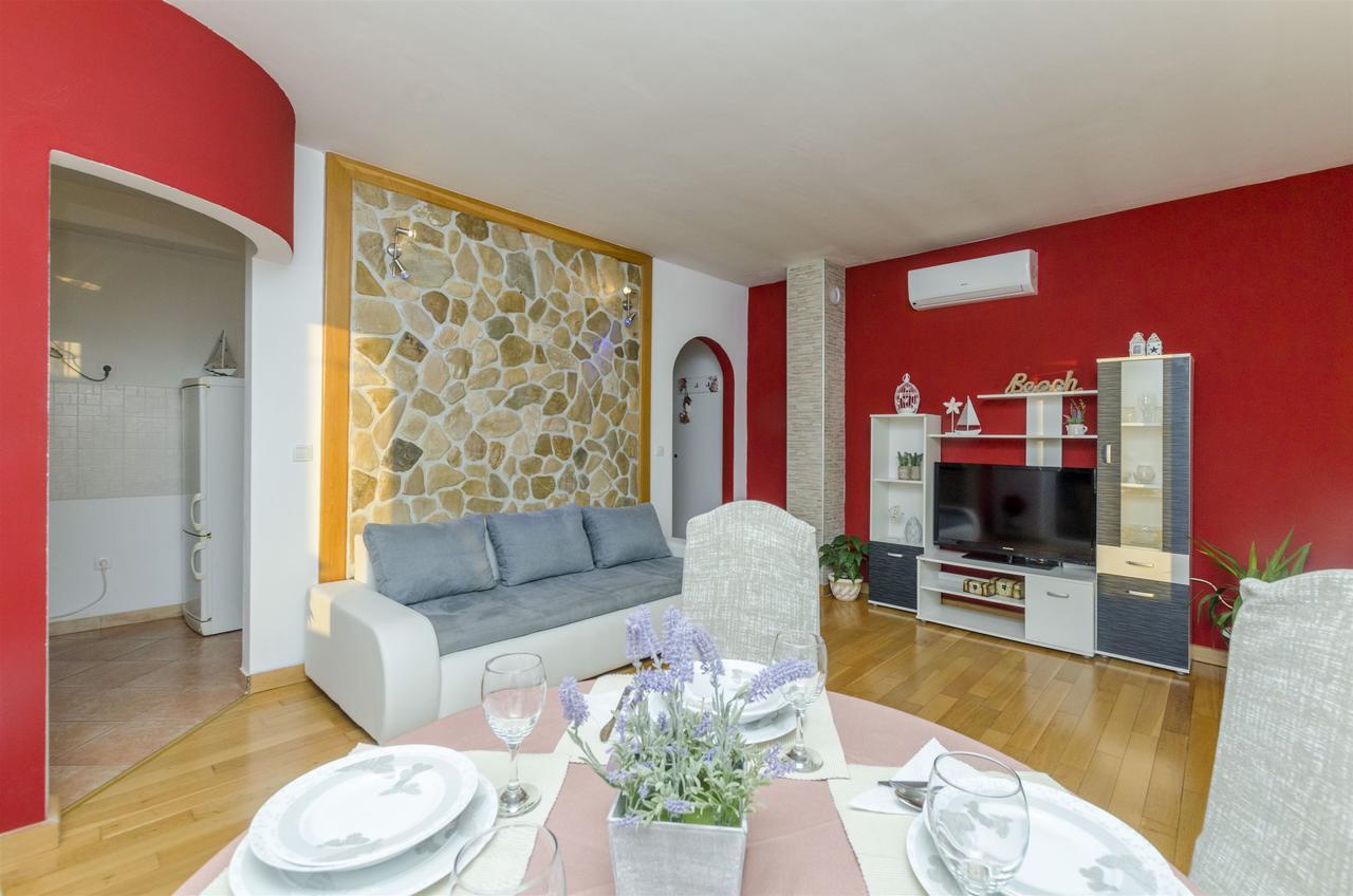 Apartments Bluesun Omiš Exterior foto